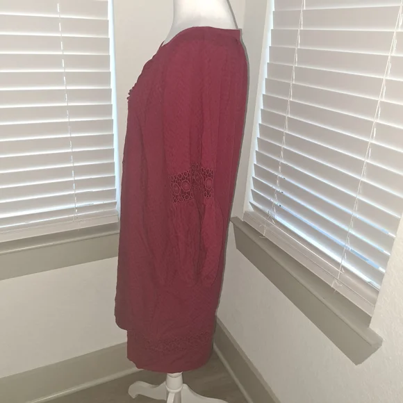 Crown & Ivy Deep Red Lace Midi Dress - Picture 6 of 9